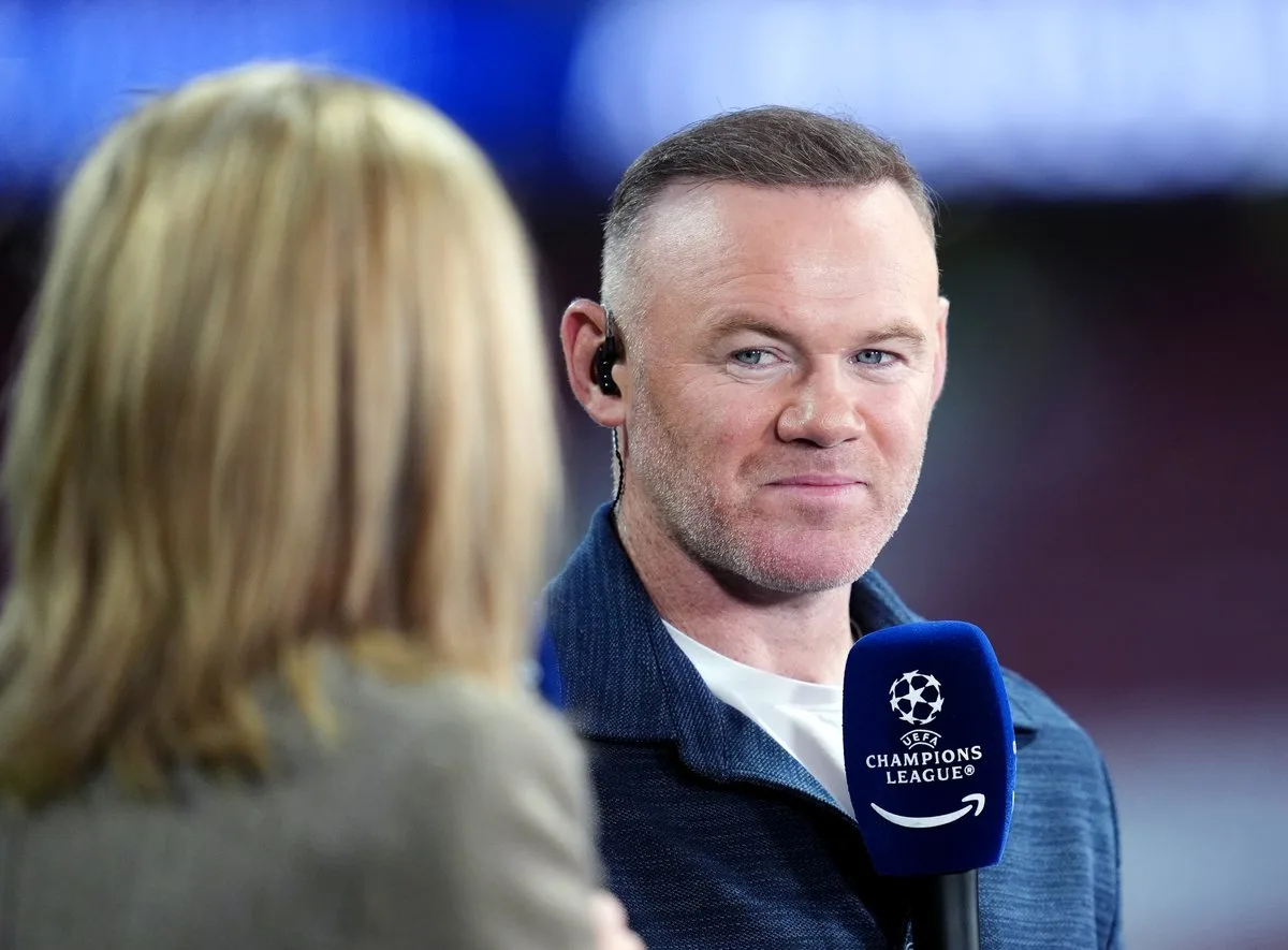 Wayne Rooney and Jamie Carragher in agreement on Lisandro Martinez after heated Manchester United interview
