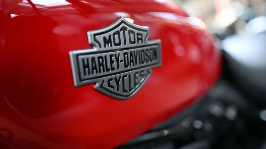 Le maire d'Évreux Guy Lefrand contrôlé à près de 100 km/h au lieu de 50 en Harley-Davidson, son permis suspendu