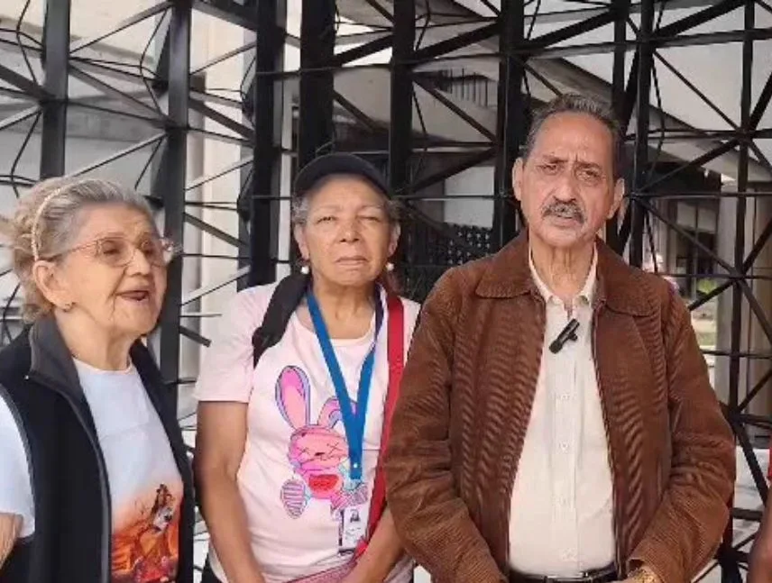 Jubilados de Cantv denuncian pérdida de beneficios