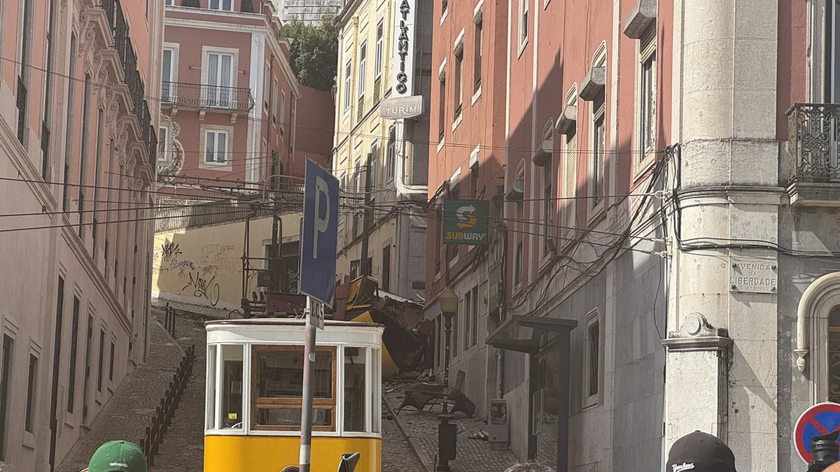 Carris apresenta hoje solução para o futuro Elevador da Glória