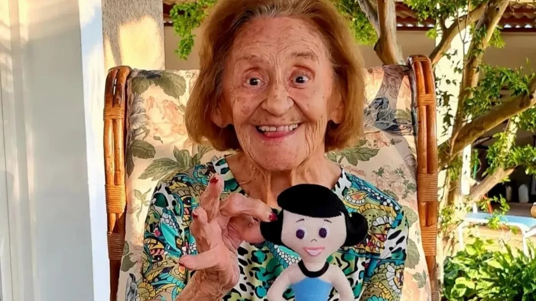 Laura Cardoso morre aos 98 anos de idade
