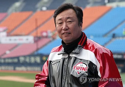 차명석 LG 단장 "고우석 다년계약, 지금 논의할 문제 아냐"(종합)