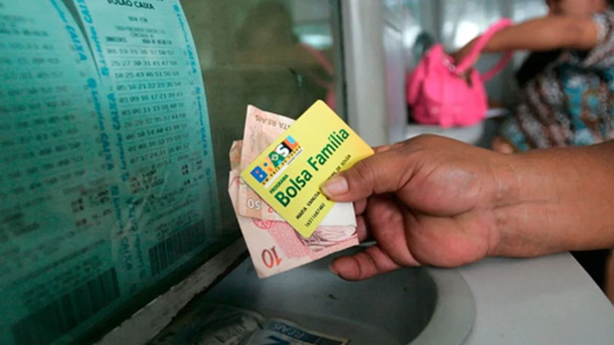 Beneficiários do Bolsa Família de R$ 600 já têm data confirmada para receberem o último pagamento do benefício no valor antigo