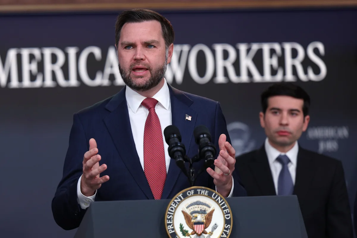 EE.UU. excluye a varias empresas tecnológicas del acuerdo de green card para trabajadores extranjeros