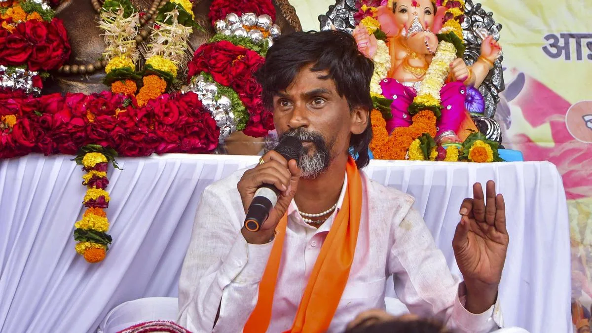 Day 2 of Maratha quota protest: Jarange firm on Kunbi certificate demand, warns of march to Mumbai