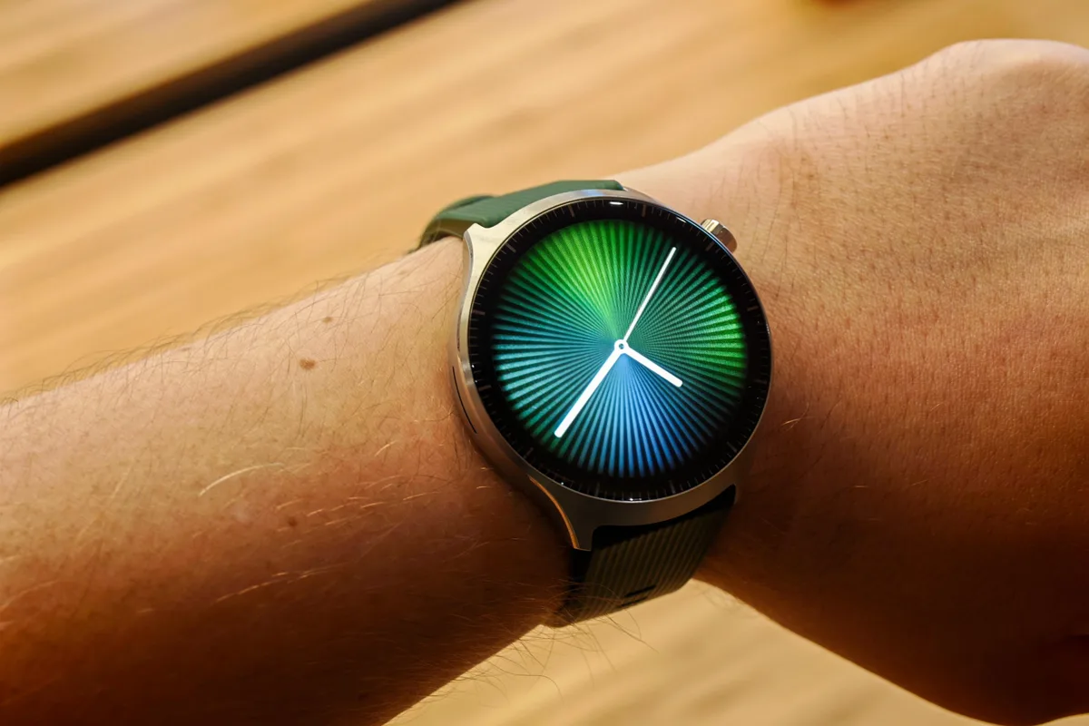 The Moto Watch Ultra is a return to Wear OS