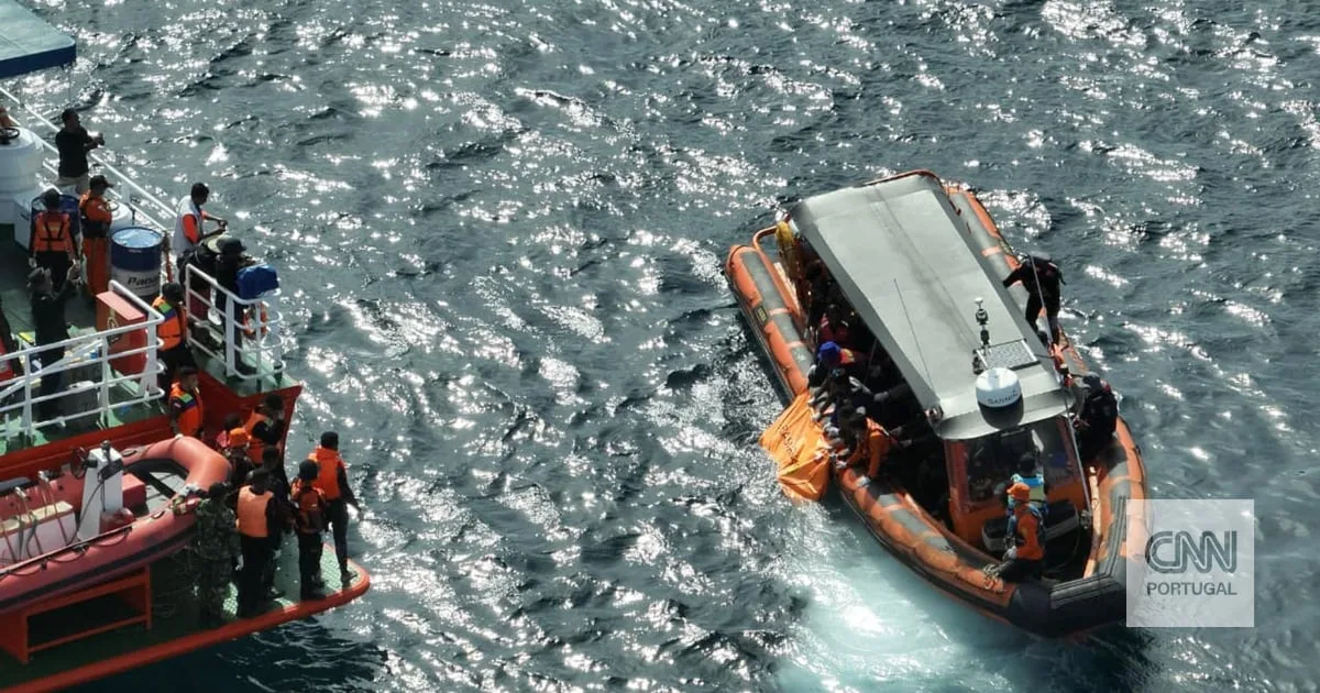 Seis mortos, 130 desaparecidos e 107 resgatados após naufrágio de navio na Indonésia