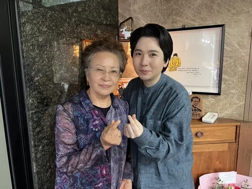 임형주, '노무현 대통령 탄생 80주년 봉하음악회' 엔딩 장식