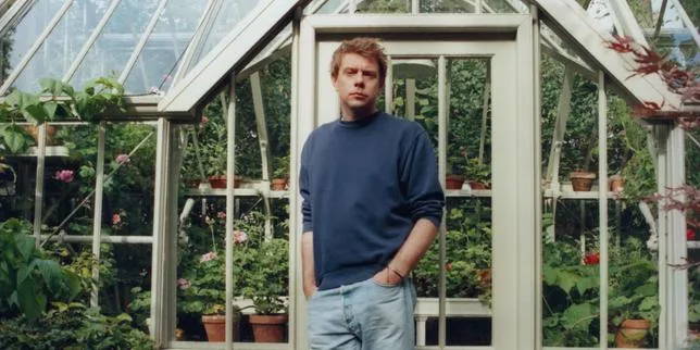 Chez Chanel et Dior, les premiers pas de Matthieu Blazy et de Jonathan Anderson dans l’ombre des fondateurs