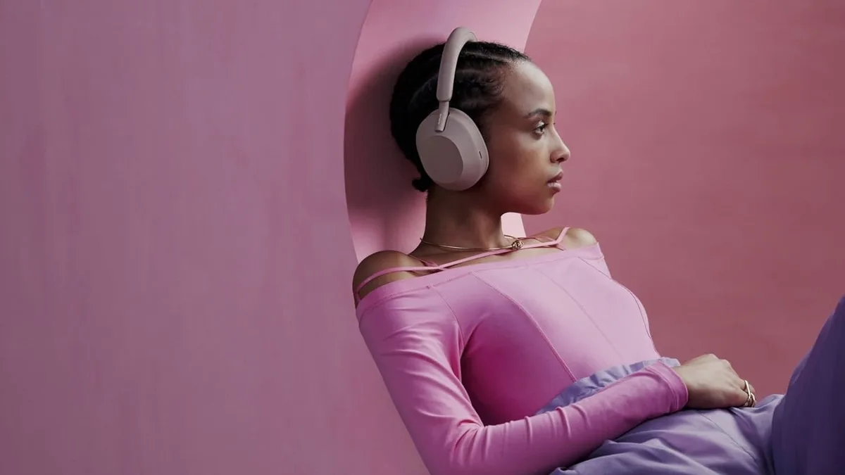 The Sony WH-1000XM5 headphones are still less than $200 following October Prime Day