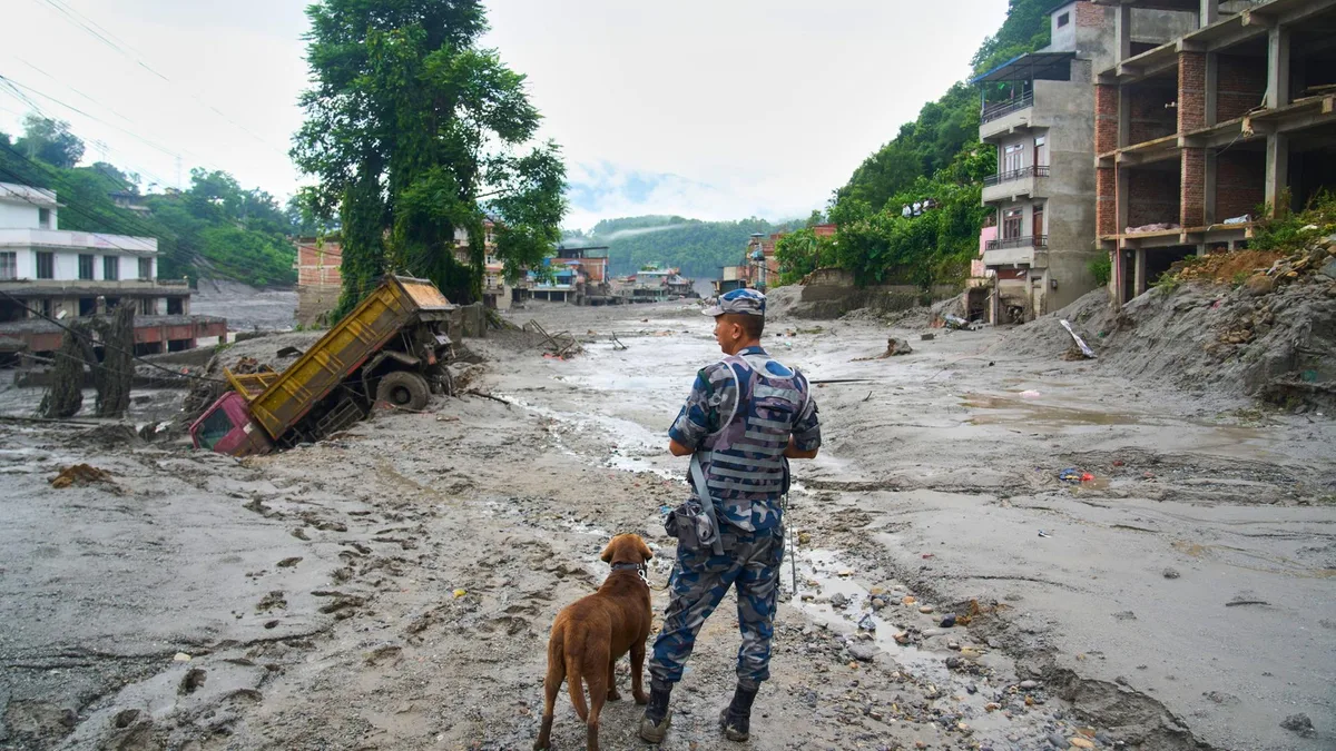 Regenfälle im Flutgebiet - Zahl der Toten in Nepal steigt an