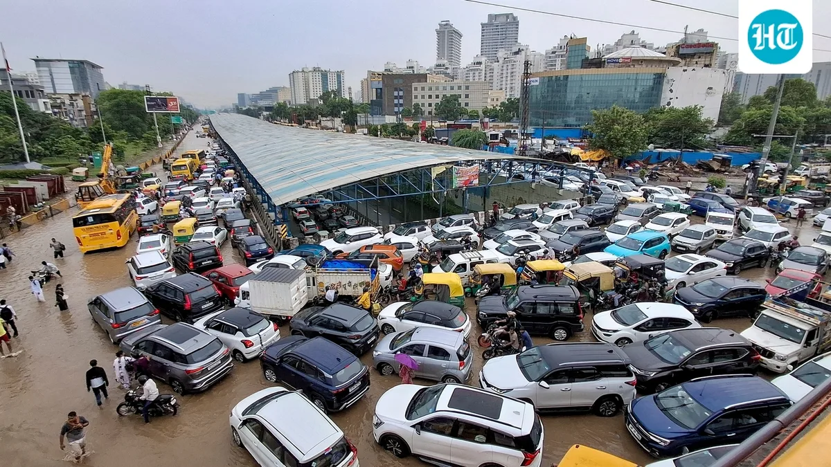 Gurugram offices, schools advised to 'work from home' amid heavy rain, waterlogging