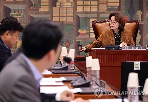 360억 들었는데…"콘진원 특수촬영시설 가동률 10%도 안돼"