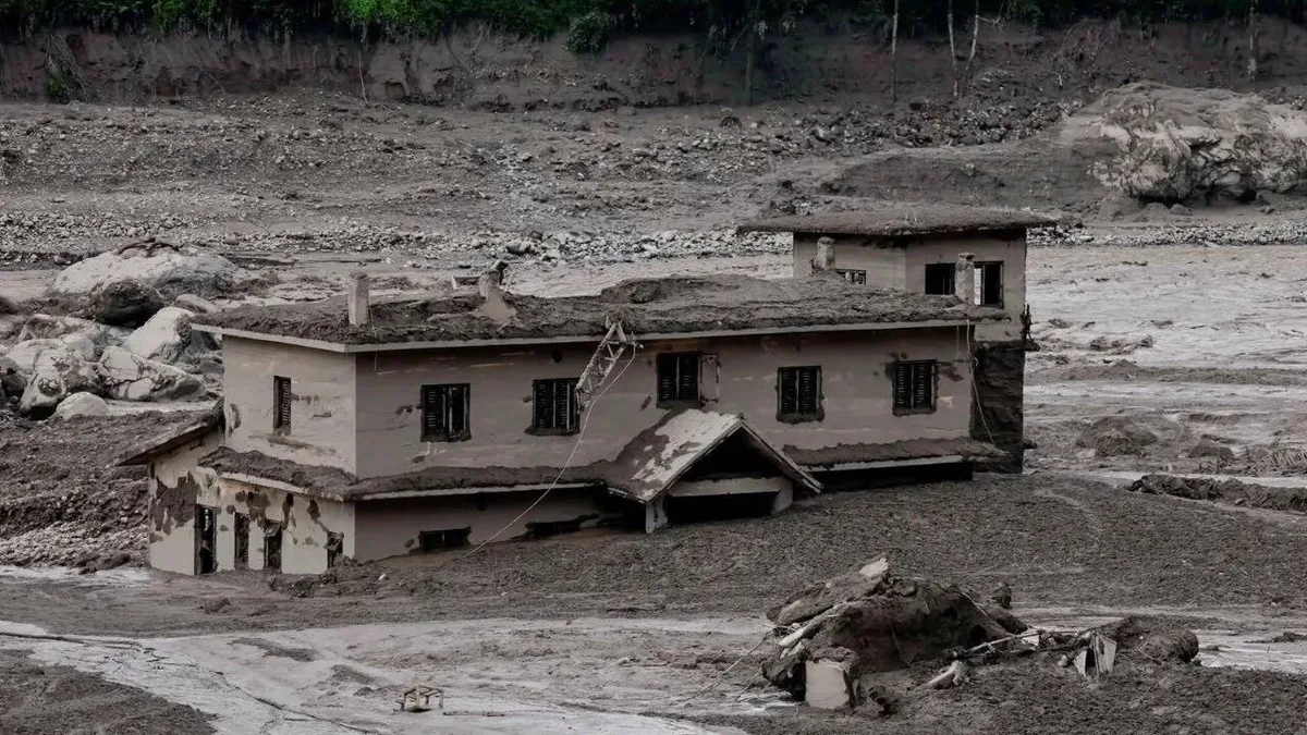 Nepal flash flood unlikely to pose major threat to UP; 105 Indians among missing tourists