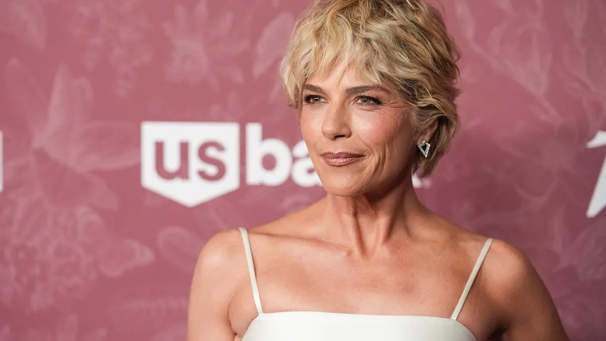 Selma Blair taken into custody after being physically abusive on Delta flight, officials say