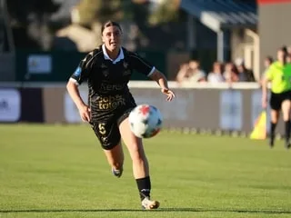 Football - Première Ligue. « Je me suis vite sentie chez moi » : entre Megan Rucker et Saint-Malo, mariage déjà réussi