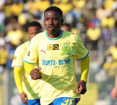 Sundowns coach Cardoso explains why Ndlovu plays on the right