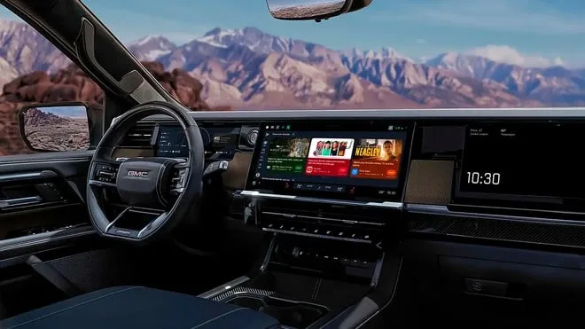Play Store no Android Automotive ganha novo visual e suporte ao Firefox