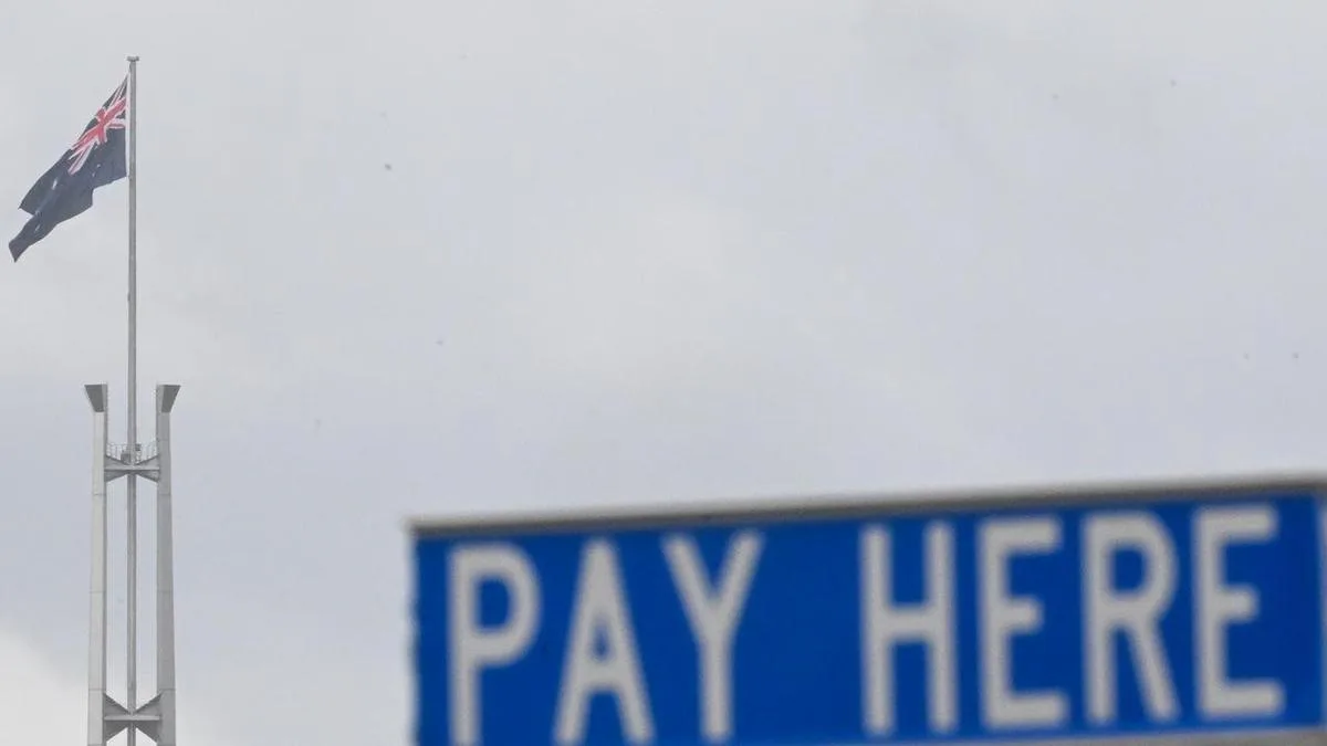 Australia faces higher public debt costs after new peak