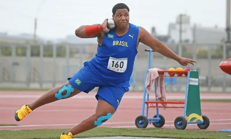 Brasileiro Sub-18 de Atletismo inicia disputas com recorde no Ibirapuera