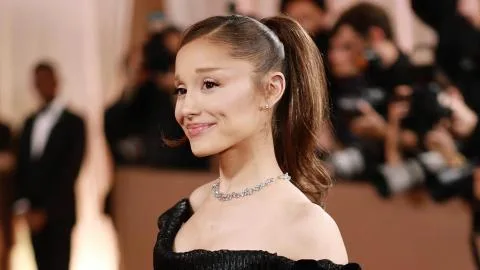 Ariana Grande planta cara a Donald Trump por utilizar su música en un vídeo contra las personas trans: "No volváis a usar mi música"