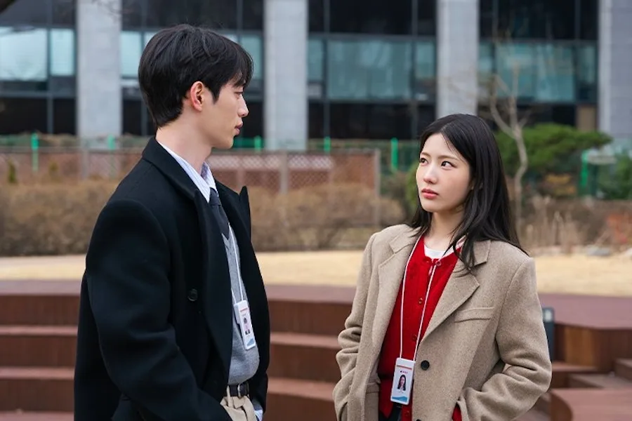 Jo Aram Is Seo Kang Jun’s Teammate Who Isn’t Afraid To Express Her Feelings In New Drama “A Love Other Than Yours”