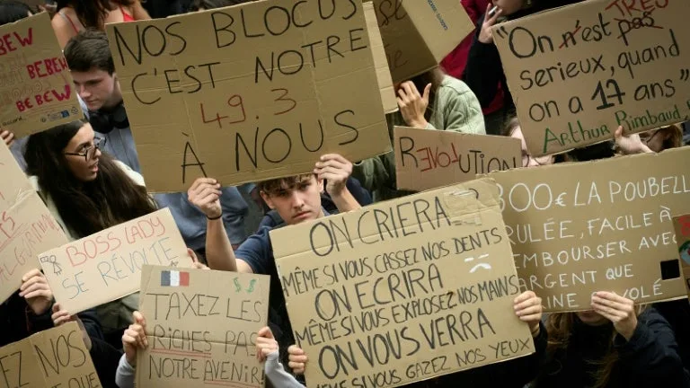 Essoufflement ou intensification? Nouvelles mobilisations attendues lors d'une "semaine charnière" pour la suite du mouvement des lycéens