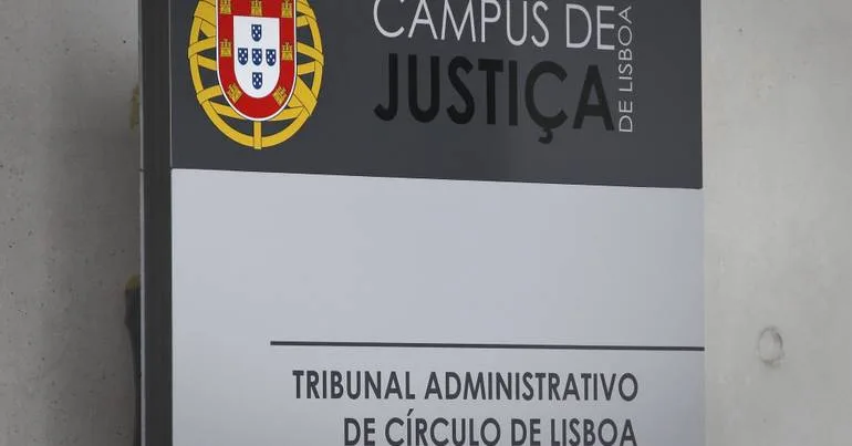 Tribunal anula eleição de Paulo Pereira como reitor da Nova