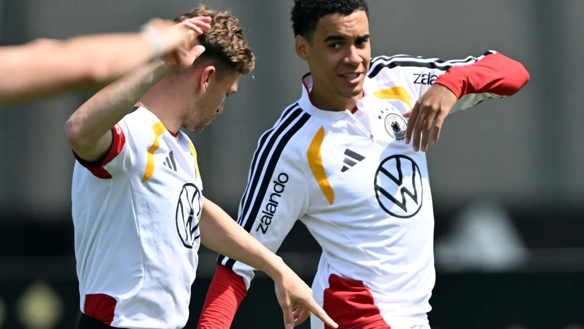 FC Bayern München: Kimmich über Musiala: „Jamal kann ein großes Vorbild sein“