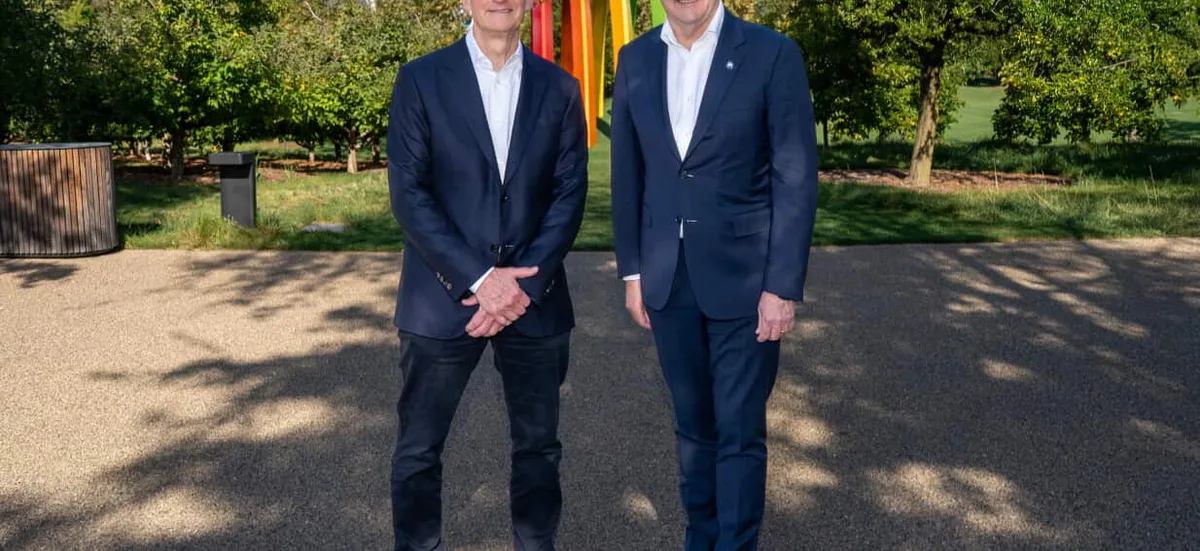 We came to the Apple mothership to meet Tim Cook, but left with just a few photos and a silent movie
