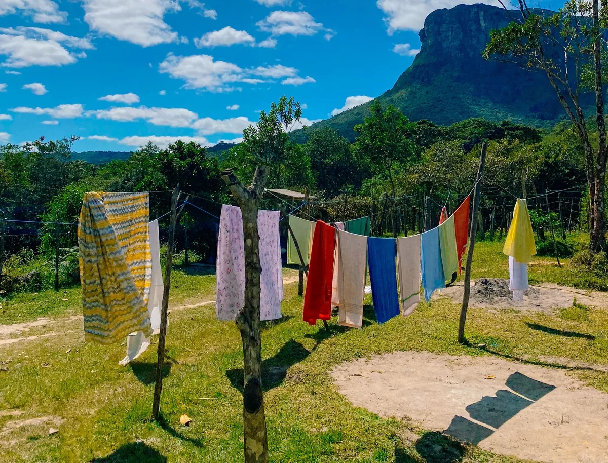 Esta roupa está molhada ou apenas fria? Entenda por que você não consegue ver a diferença
