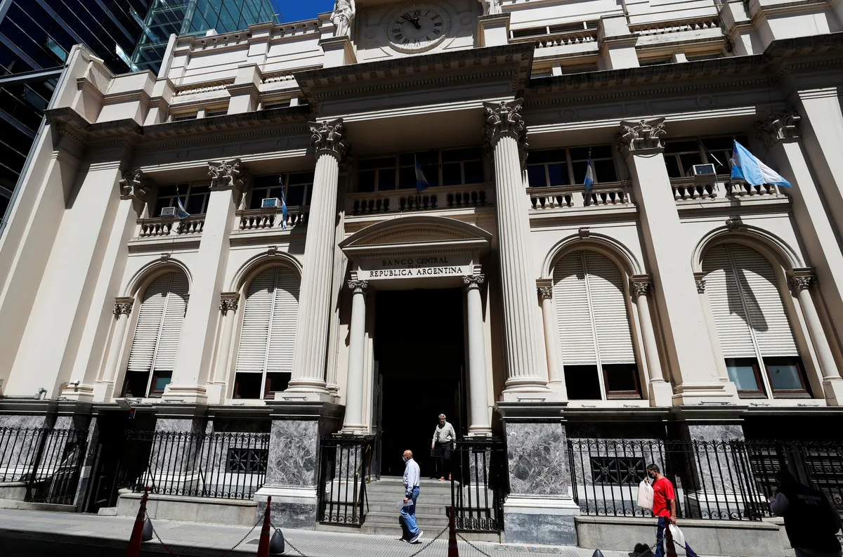 En pleno debate por la mora récord, el BCRA publicó consejos para quienes toman un préstamo: cuáles son las recomendaciones