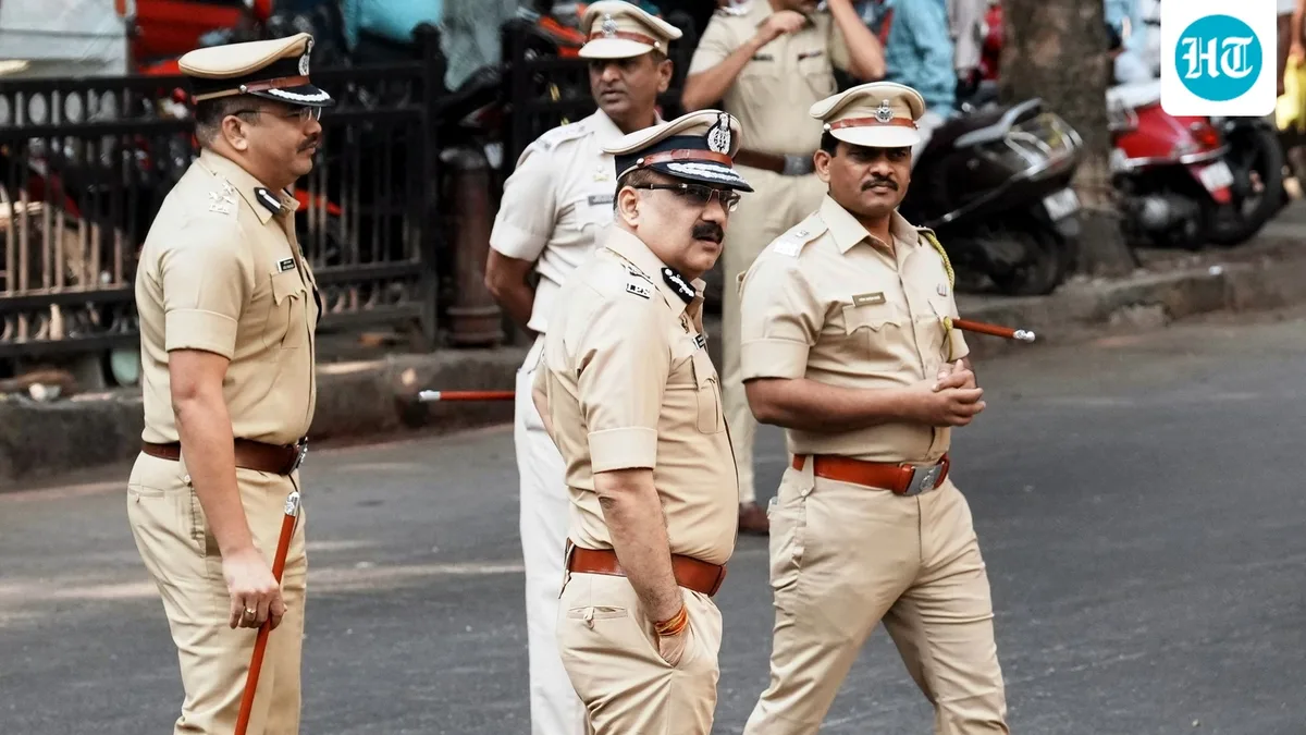 Navy sailor, wife and 2 children found dead in Mumbai; murder-suicide suspected