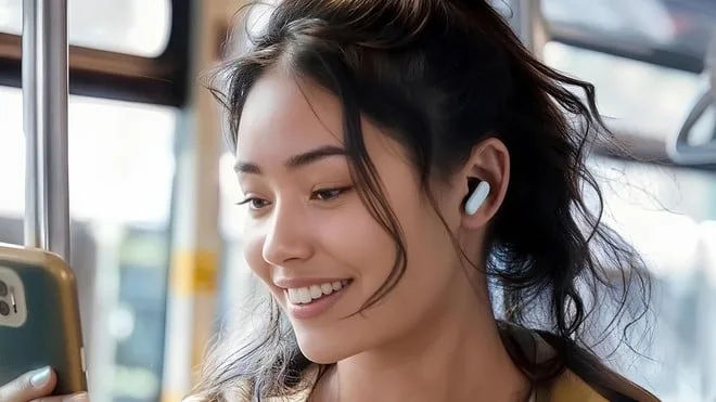 Anker Soundcore P30i: o fone que vira apoio de celular atinge menor valor em promoção imperdível