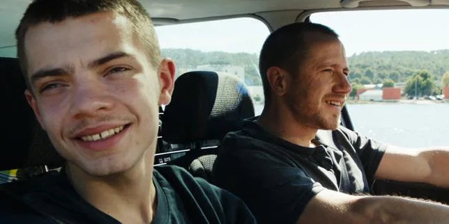 « La Frappe » : la fuite en avant effrénée d’un père et de son fils