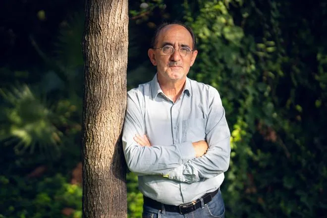 Daniel Innerarity, filósofo político: "El héroe de hoy es quien sabe poner límites a la agitación y la brutalidad"