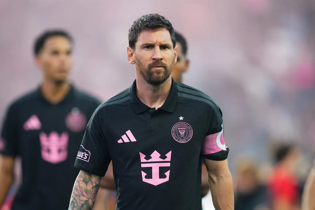 La MLS multa a Leo Messi por un altercado con un rival