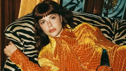 Julia Mestre adianta novo álbum: ‘Ele já vem com referências mais modernas’