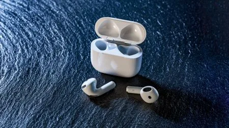 heise+ | AirPods 5 im Test: ANC endlich für alle