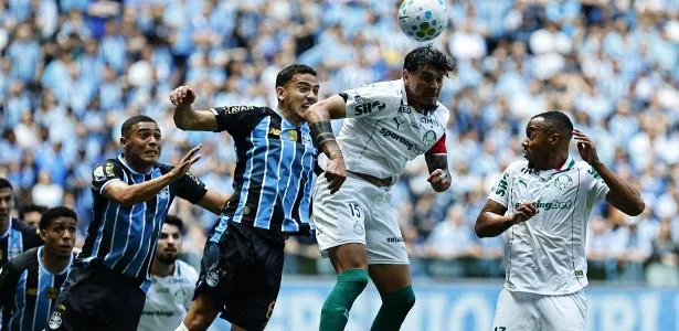 Gómez exalta Weverton após empate com Grêmio: 'É o nome do jogo'