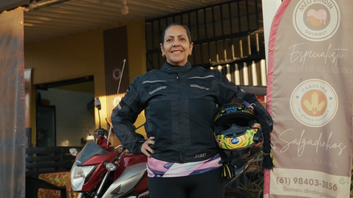 Vidas em Movimento: entregadora transforma obstáculos em oportunidades