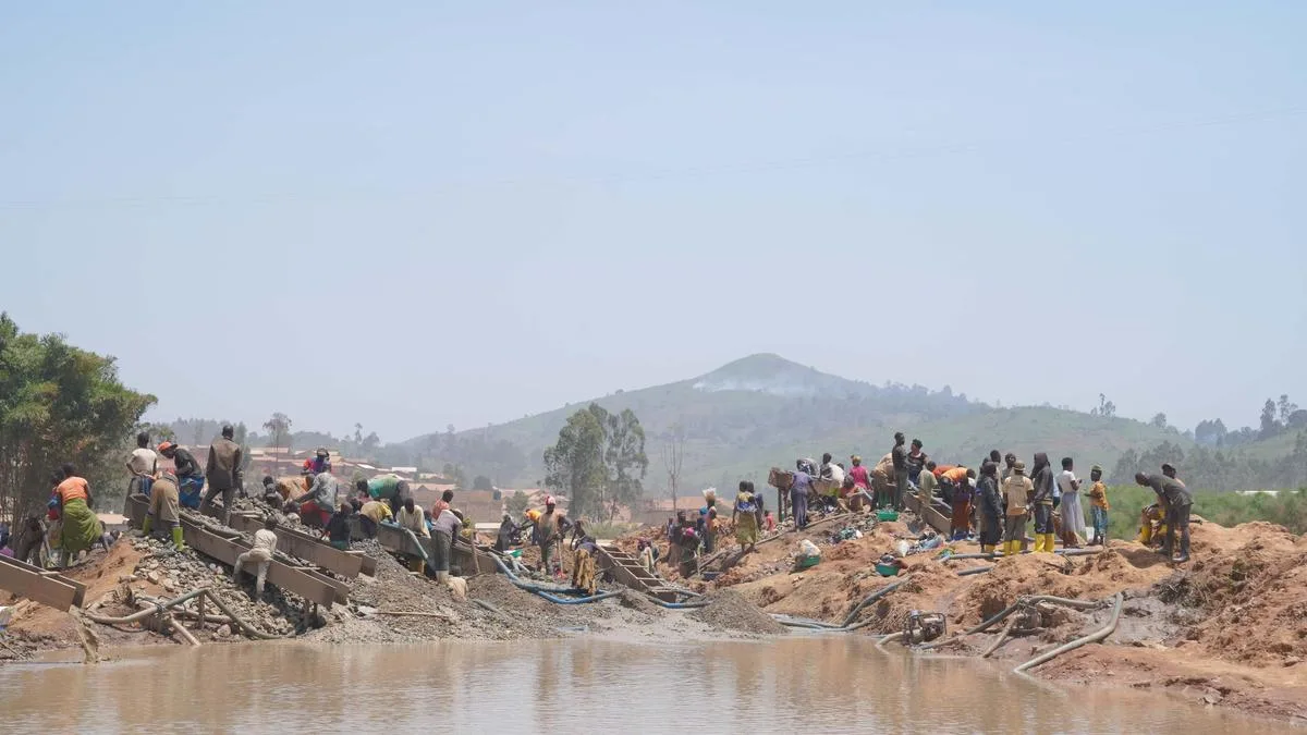 Gold mine collapses in Central African Republic, killing at least 30 miners