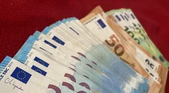 Portugal acima da média. Taxa de inflação anual na zona euro acelera para 3,3% em agosto