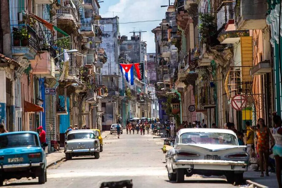 Cuba condena extensión de embargo estadounidense hasta 2027: «Es una política genocida»