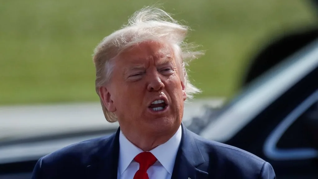 Alerta en la Casa Blanca: la popularidad de Trump cae en picada a dos semanas de las elecciones de medio término