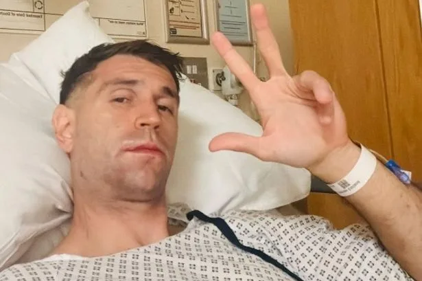 Chelsea keeper Emi Martinez sends emotional message from hospital bed after surgery