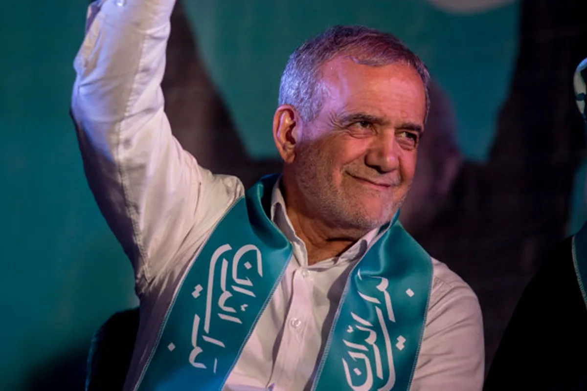 Irã diz que vai parar ataques caso EUA volte a cumprir acordo