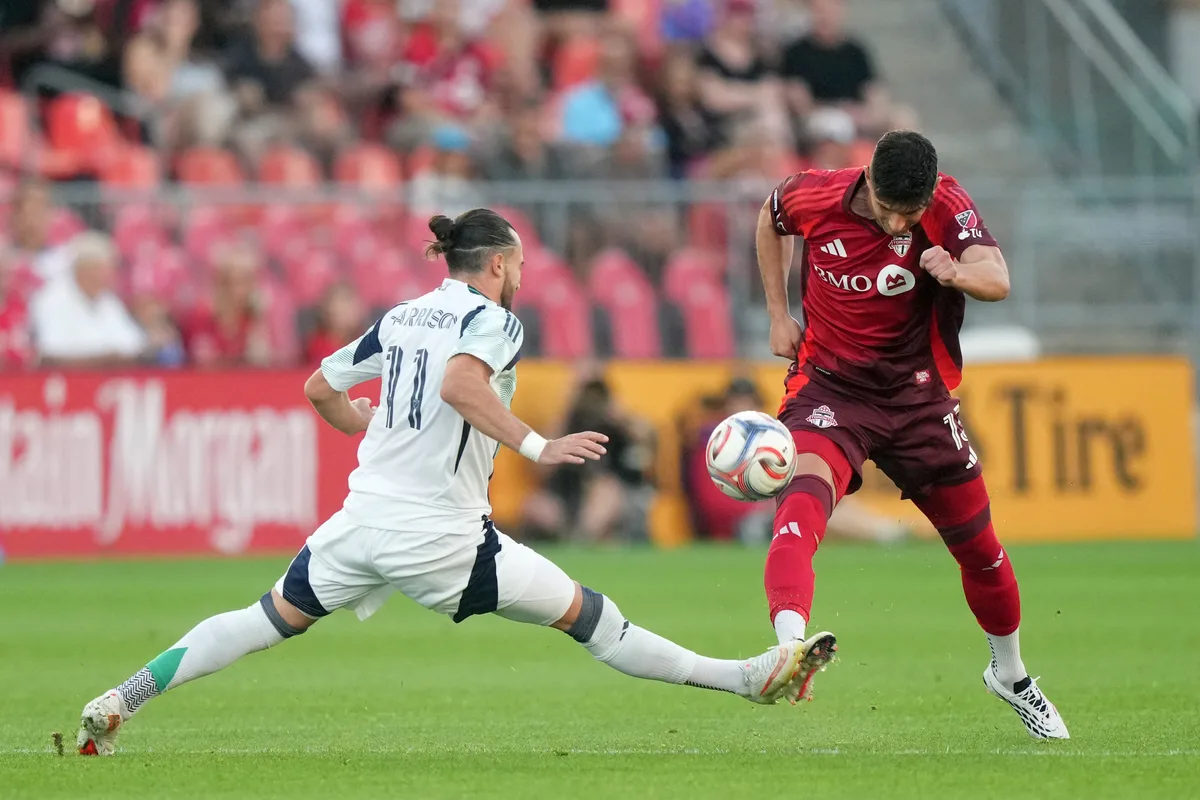 Toronto FC breaks losing streak, beats New England 2-1