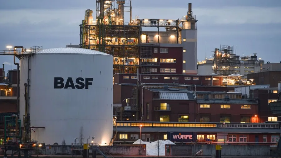 Chemiekonzern: BASF streicht mehr als die Hälfte der Stellen bei IT-Tochter