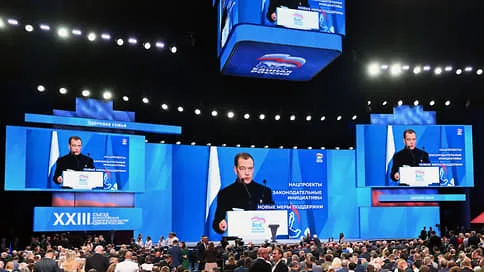 Единство на три четверти // «Единая Россия» создаст в новой Госдуме рекордно большую фракцию